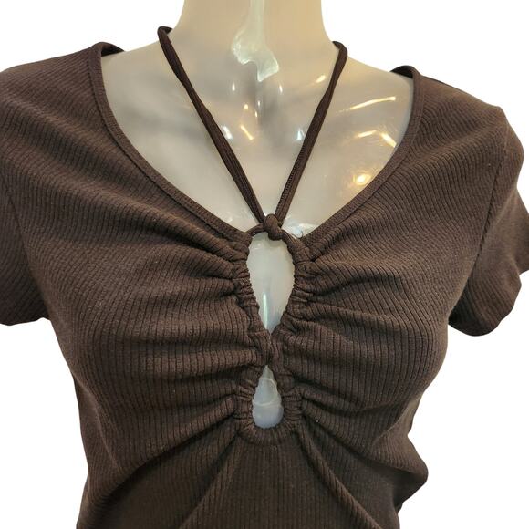 American Eagle AE Rib Knit Keyhole Tie-Front Tee T-Shirt Crop Top Black Medium - Picture 4 of 9